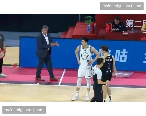 CBA与NBL建立升降级通道试点，南京同曦通过附加赛成功晋级